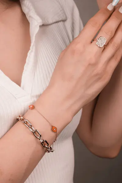 Ręcznie Robiona Cenna Biżuteria Bijouterie Biżuteria Złoto Diamenty Dla Kobiet — Zdjęcie stockowe