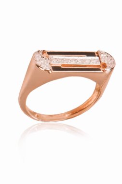 Gümüş, altın, elmas, değerli taşlar gibi şık mücevherler..