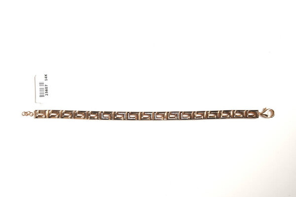 Роскошный бриллиант и золотые украшения