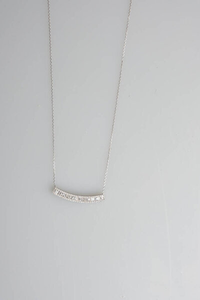 Роскошный бриллиант и золотые украшения