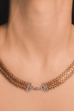 Renkli Taşlı Eşsiz Altın ve Elmas Mücevherler