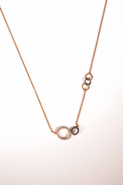 Büyüleyici Altın ve Elmas Gelinlik Takıları