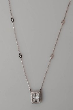 luxury gold and diamond jewelery