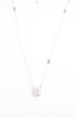 luxury gold and diamond jewelery