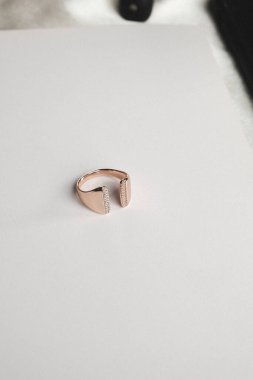 Parlak Elmaslı Görkemli Altın Mücevherler