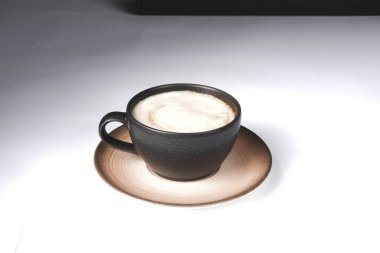 Kremalı, nefis ev yapımı kek.