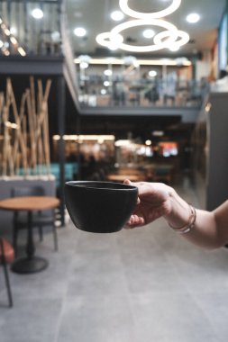 Sıcak Kahve Sabah Soğuğunu Isıtıyor