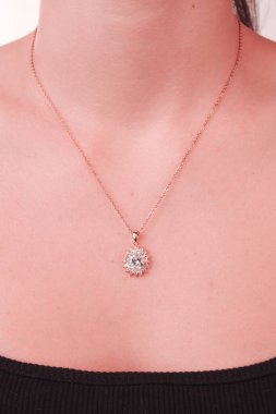 Özel Anlar İçin Özel Yapım Altın ve Elmas Mücevherler