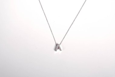 Zarif El yapımı Altın ve Elmas Mücevherler