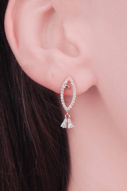 Altından ve elmaslardan oluşan Ebedi Mücevher Tasarımı