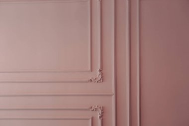 Modern oturma odasının içi.