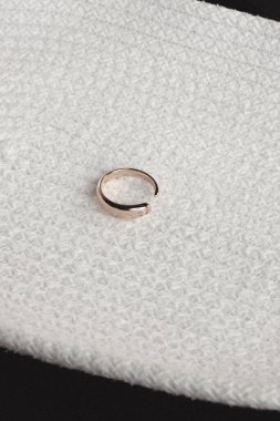 Parlak Mücevher Setleri: Altın, Elmas ve Gemstone