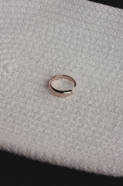 Parlak Mücevher Setleri: Altın, Elmas ve Gemstone