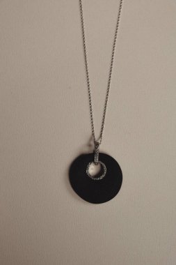 Şık ve Zarif Altın Elmas Mücevherler