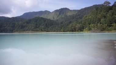 Doğal manzara, dağlar, panorama, talaga bodas gölü, Garut, Batı Java, Endonezya 'daki doğal turistik yerler.