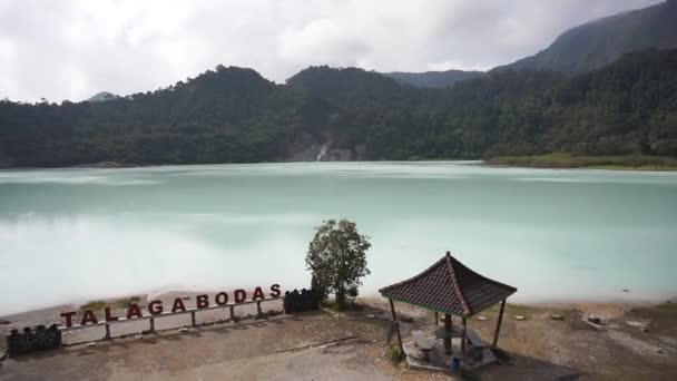 Krásná Přírodní Scenérie Hory Panoramata Jezero Talaga Bodas Přírodní Turistické — Stock video