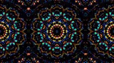 Parlayan güzel soyut bir kaleydoskop, ince hareketleri düzenleyen parlak bir ışık.