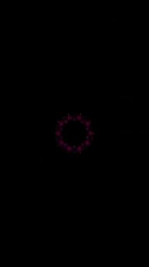 Parlayan güzel soyut bir kaleydoskop, ince hareketleri düzenleyen parlak bir ışık.