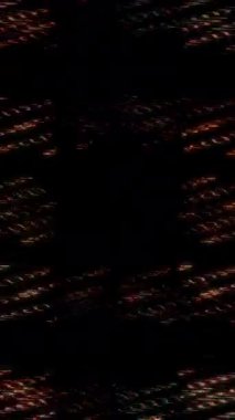 3D animasyon dikey güzel video renkli soyut parlak ışık enerjisi 4K düz çizgiler arkaplan için parıldayan ışık efekti