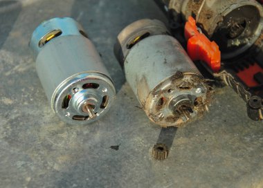 Eski ve yeni elektrikli tornavida motoru. Kablosuz tornavidanın DC motorunu değiştirmek