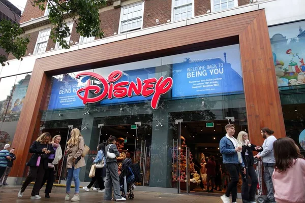 Disney Mağazası, 350-352 Oxford Caddesi, Londra