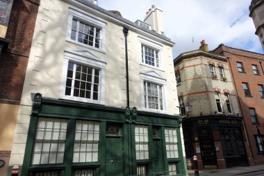 39 ila 40 Kumaş Fuarı, Batı Smithfield, Londra