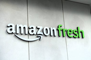 Amazon Taze logosu, Londra 'daki Canary Wharf' taki yerel bakkallarında.