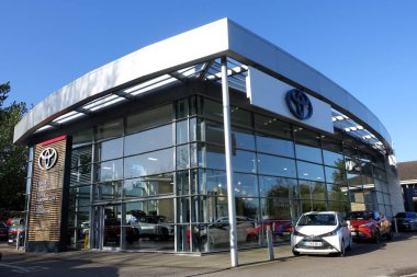 Steven Eagell Toyota Watford araba galerisi, 9 Ascot Yolu, Croxley Green, Watford