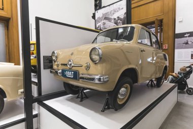 A brief look into the history of the vehicle. Museum-preserved specimen of the vehicle. High image quality. High quality photo