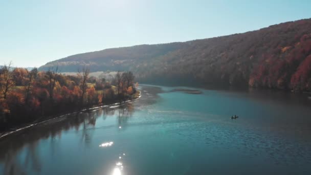 Воздушный Вид Озеро Солина Осенний День Бещады Польша Высококачественные Кадры — стоковое видео