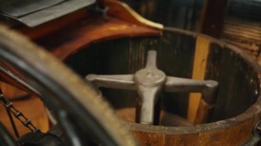 Alman Miele antika çamaşır makinesi. Yüksek kalite 4k görüntü