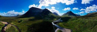 Etive Nehri ve Buachaille Etive Mor, Glencoe Vadisi, İskoçya