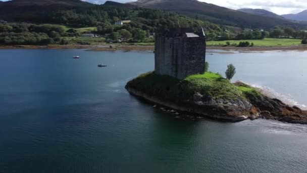 Yüzyılda Tower House Argyll Castle Stalker Skoçya — Stok video