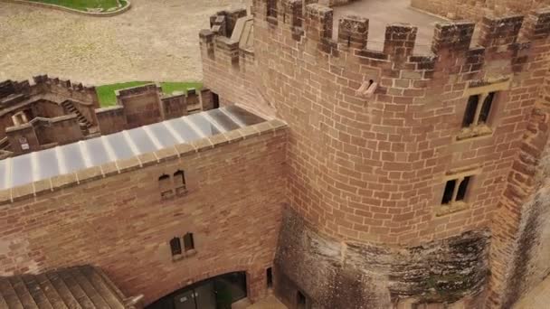 Ωραίο Κάστρο Στο Javier Οποίο Διατηρεί Τείχη Και Πολλά Μέρη — Αρχείο Βίντεο