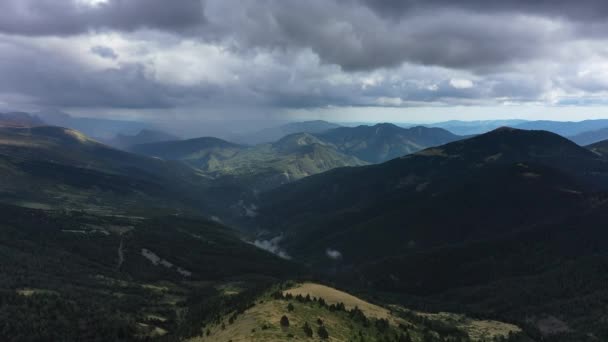Aerial Video Clouds Day Parque Nacional Ordesa Monte Perdido Spain — Αρχείο Βίντεο