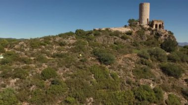 Castellvi de la Marca 'daki Castellot Kulesi' nin klibi.