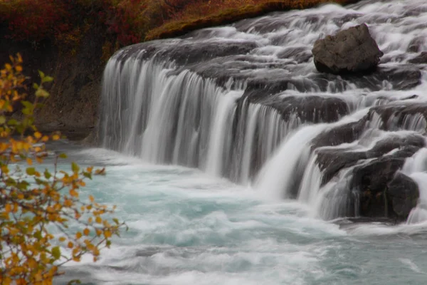 Hraunfossar Borgarfjordur Oeste Islândia Uma Série Cachoeiras Formadas Por Rebites — Fotografia de Stock