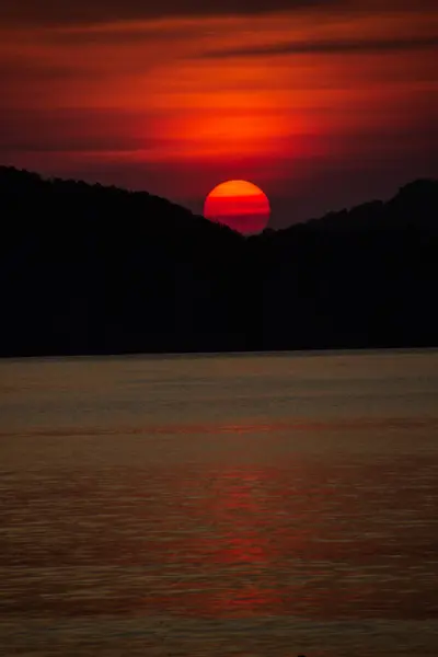 Цветовая Гамма Заднем Плане Солнце Закате Лио Бич Палаван Филиппины — стоковое фото