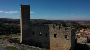 Ciutadilla, Lleida 'daki Ciutadilla Kalesi' nin havadan görünüşü