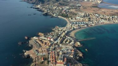 İspanya 'da Manga Mar Menor Murcia yakınlarındaki Cabo de Palos deniz fenerinin hava manzarası