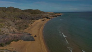 Calblanque ve Akdeniz sahillerinin havadan görünüşü