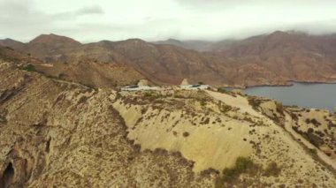 Cartagena, Murcia 'daki Los Castillitos' un terk edilmiş askeri kuvvetlerinin hava görüntüsü.