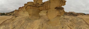 Gredas de Bolnuevo, Sandstone, Erosiones de Bolnuevo, Bolnuevo Doğal Anıtı, Bolnuevo, Mazarron, Murcia, İspanya, Avrupa 'nın panoramik hava manzarası