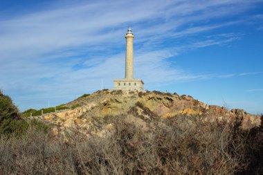 İspanya 'da Manga Mar Menor Murcia yakınlarındaki Cabo de Palos deniz feneri manzarası