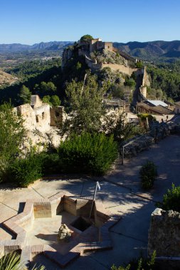 İspanya, Valencia 'daki Xativa köyünün manzarası.