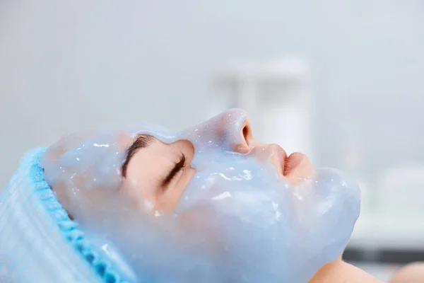 Beautiful Woman Blue Alginate Mask Face Spa Salon Close — Stock Photo, Image