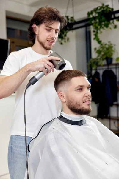 Professional Hairdresser Work Man Client Hair Dryer Barber Shop Haircut — Zdjęcie stockowe