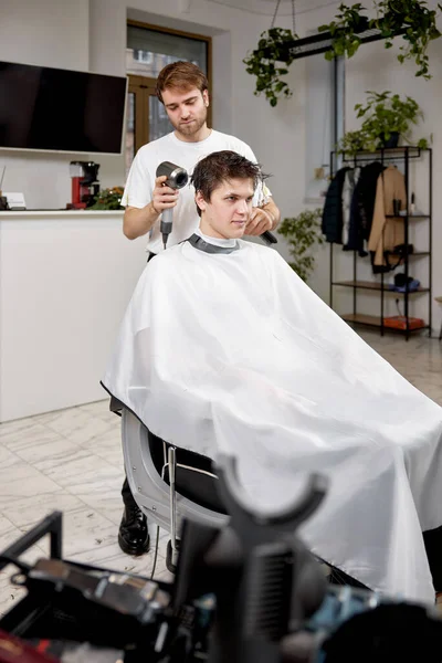 Professional Hairdresser Work Man Client Hair Dryer Barber Shop Haircut — Stok fotoğraf