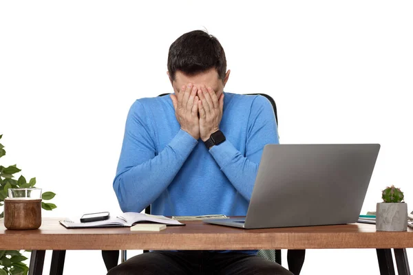 Unhappy Businessman Reading Bad News Email Laptop Computer — Stock Photo, Image