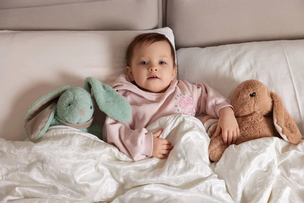 Cute Little Child Fluffy Toy Bunny White Bed — Stock Photo, Image